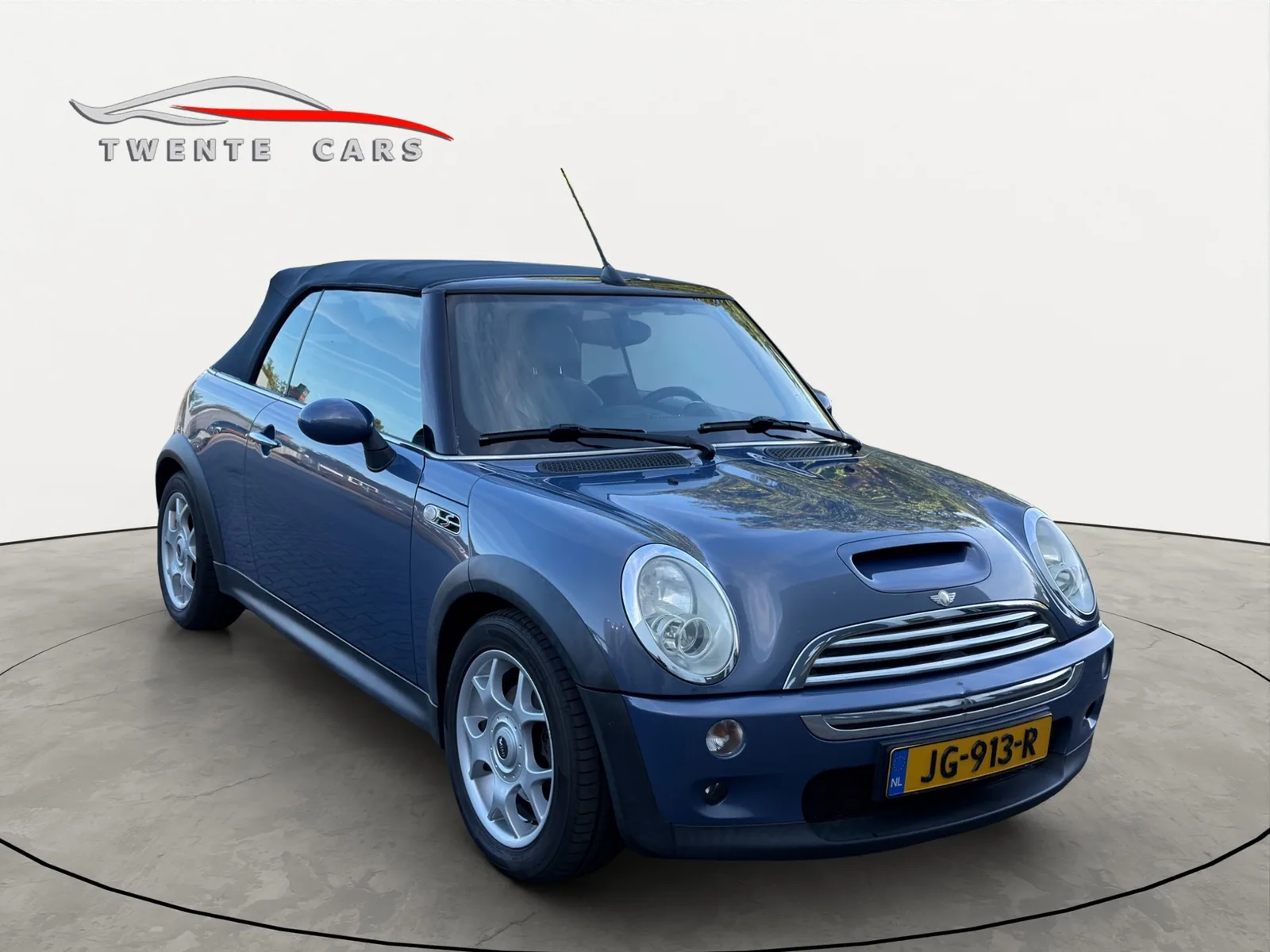 MINI Cabrio (2006) — foto 1