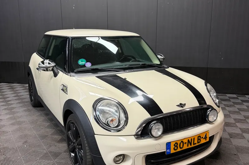 MINI Mini (2010)