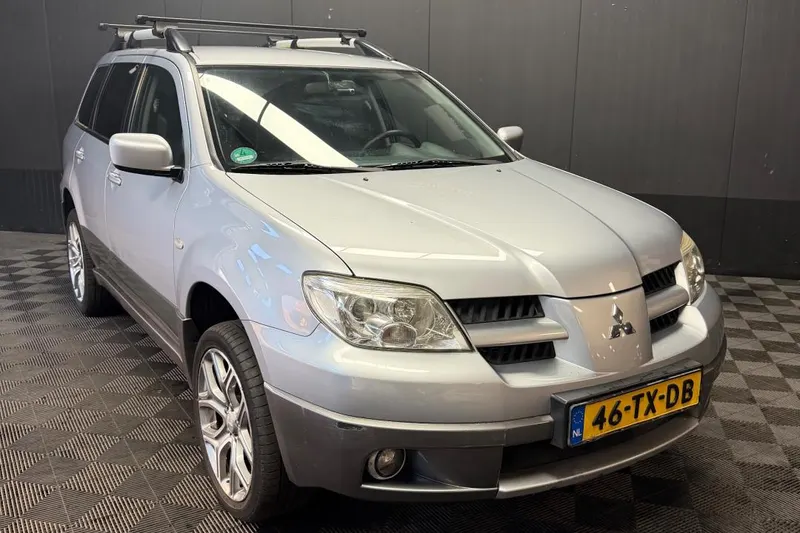 Mitsubishi Outlander (2007)
