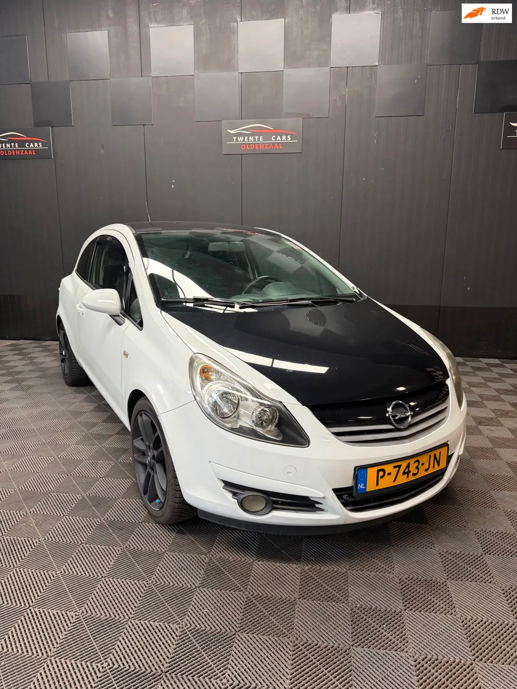 Opel Corsa (2009) — foto 1