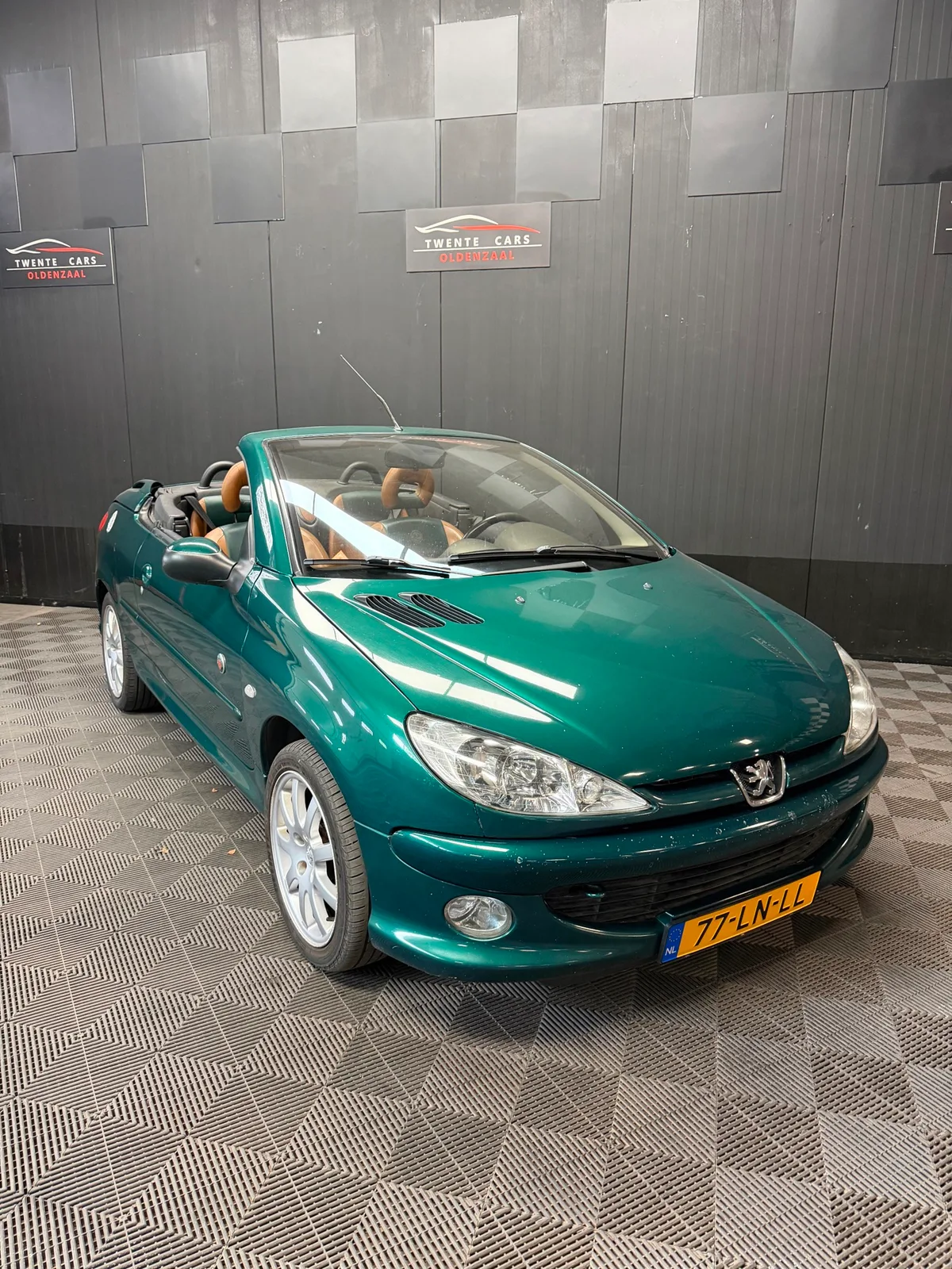 Peugeot 206 (2003) — foto 1