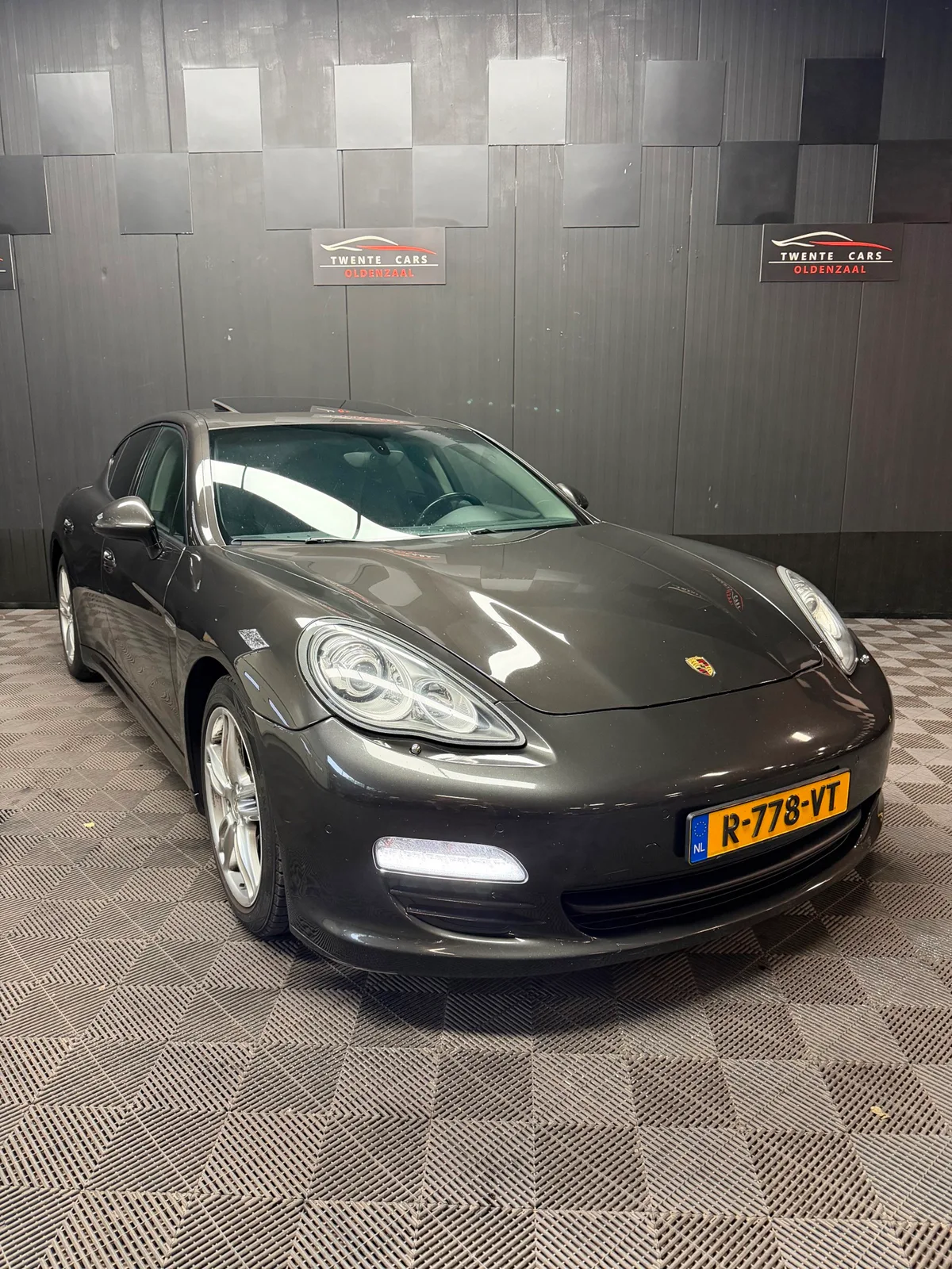 Porsche Panamera (2012) — foto 1