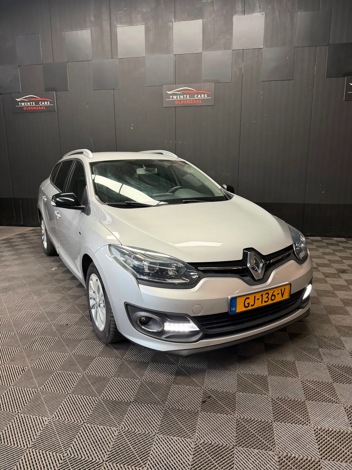 Renault Mégane (2015) — foto 1