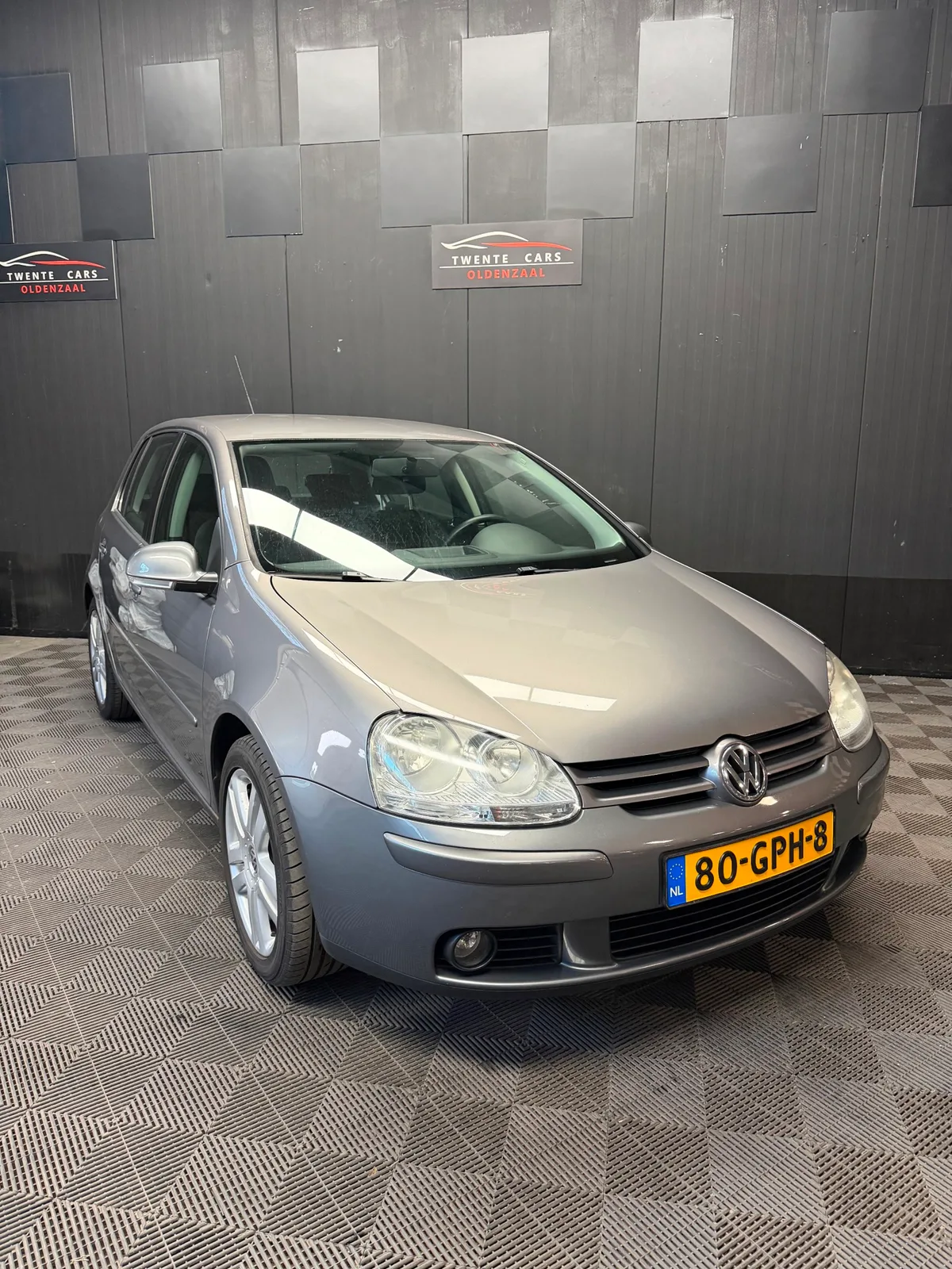 Volkswagen Golf (2008) — foto 1