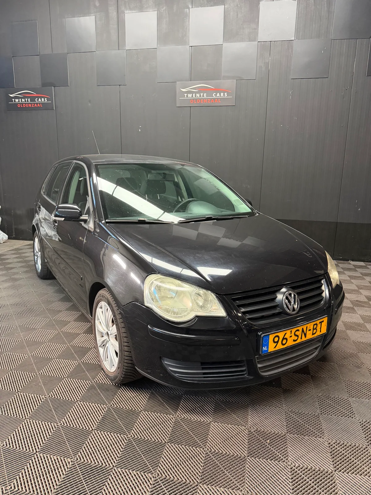 Volkswagen Polo (2006) — foto 1