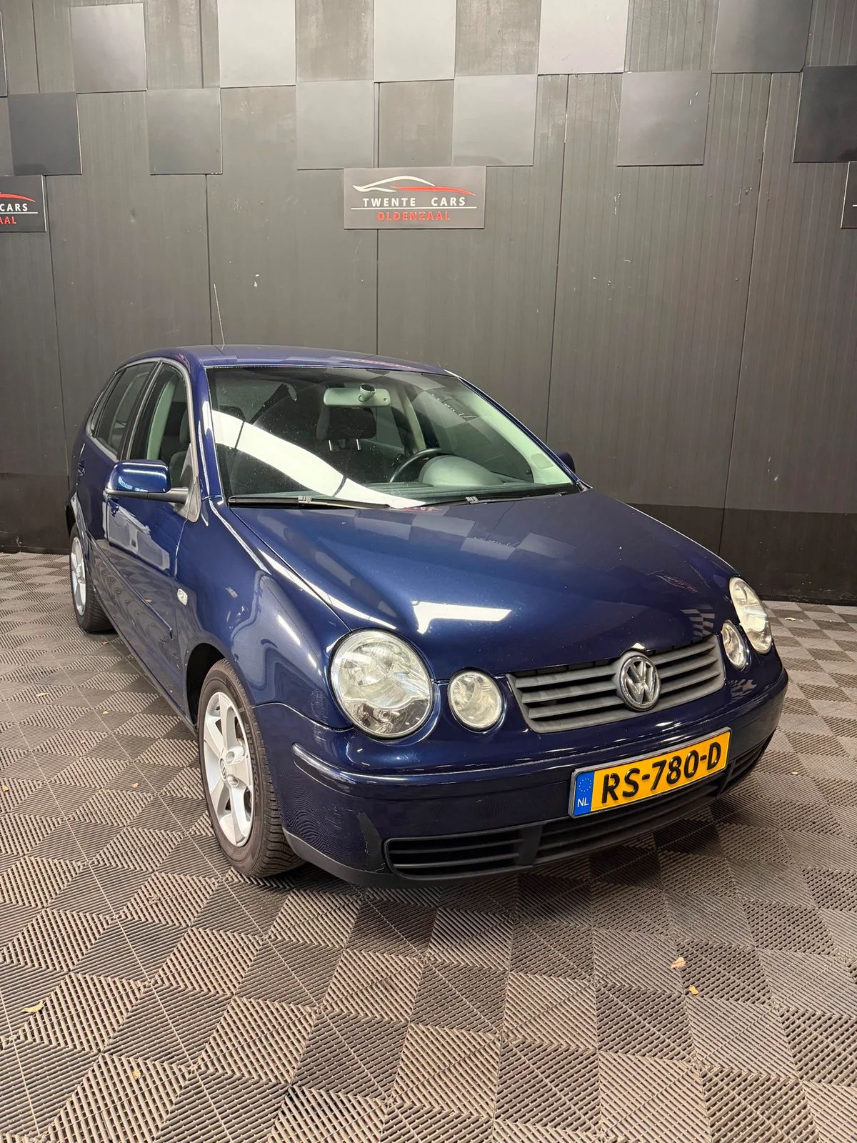 Volkswagen Polo (2005) — foto 1