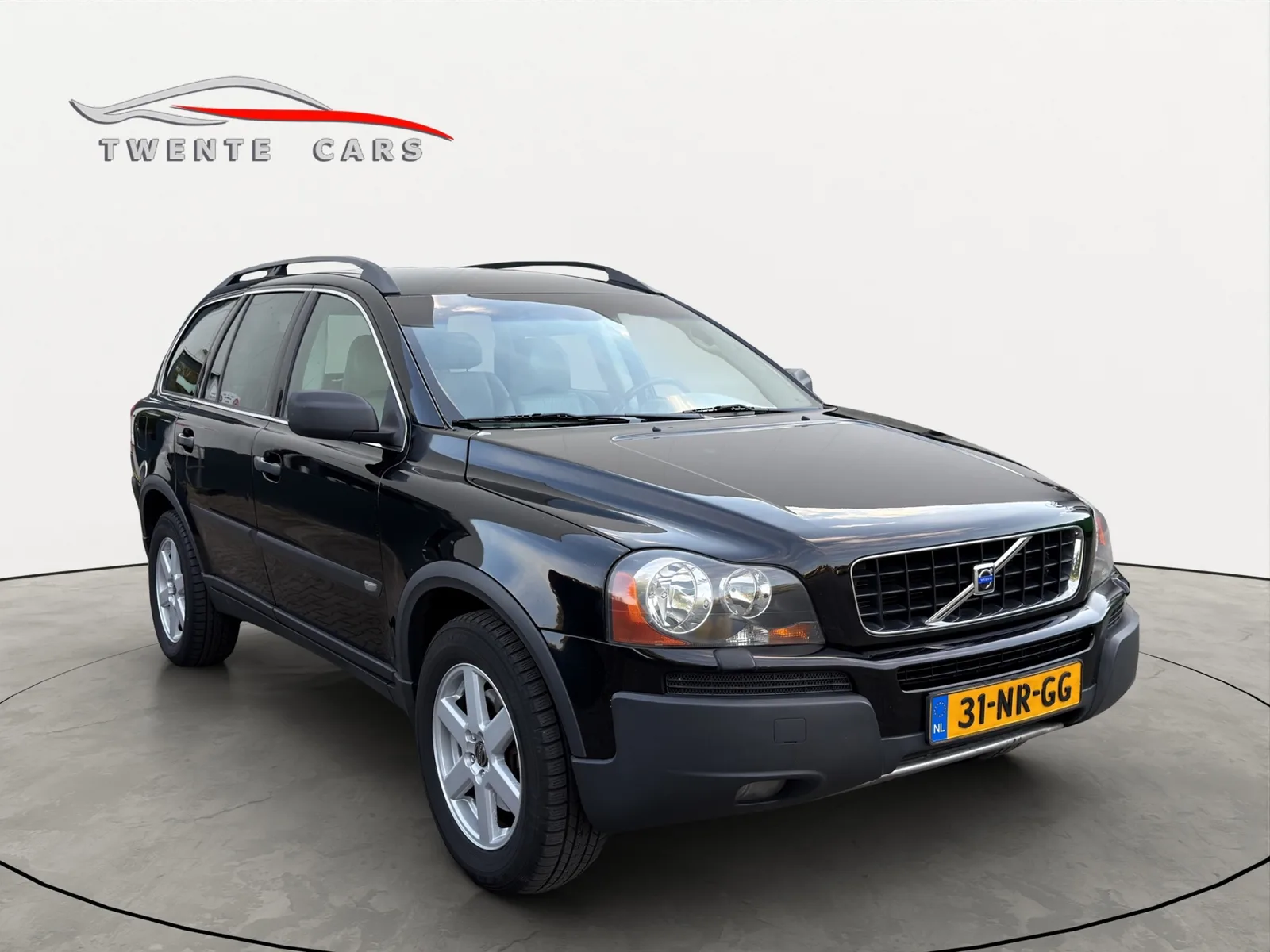 Volvo XC90 (2004) — foto 1