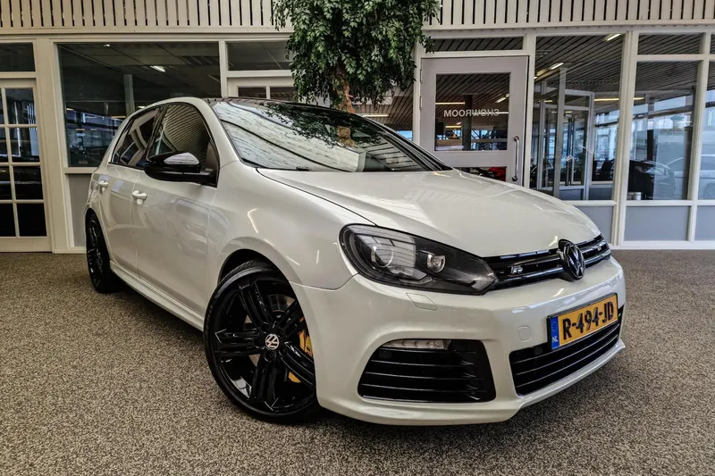 Volkswagen Golf (2012)