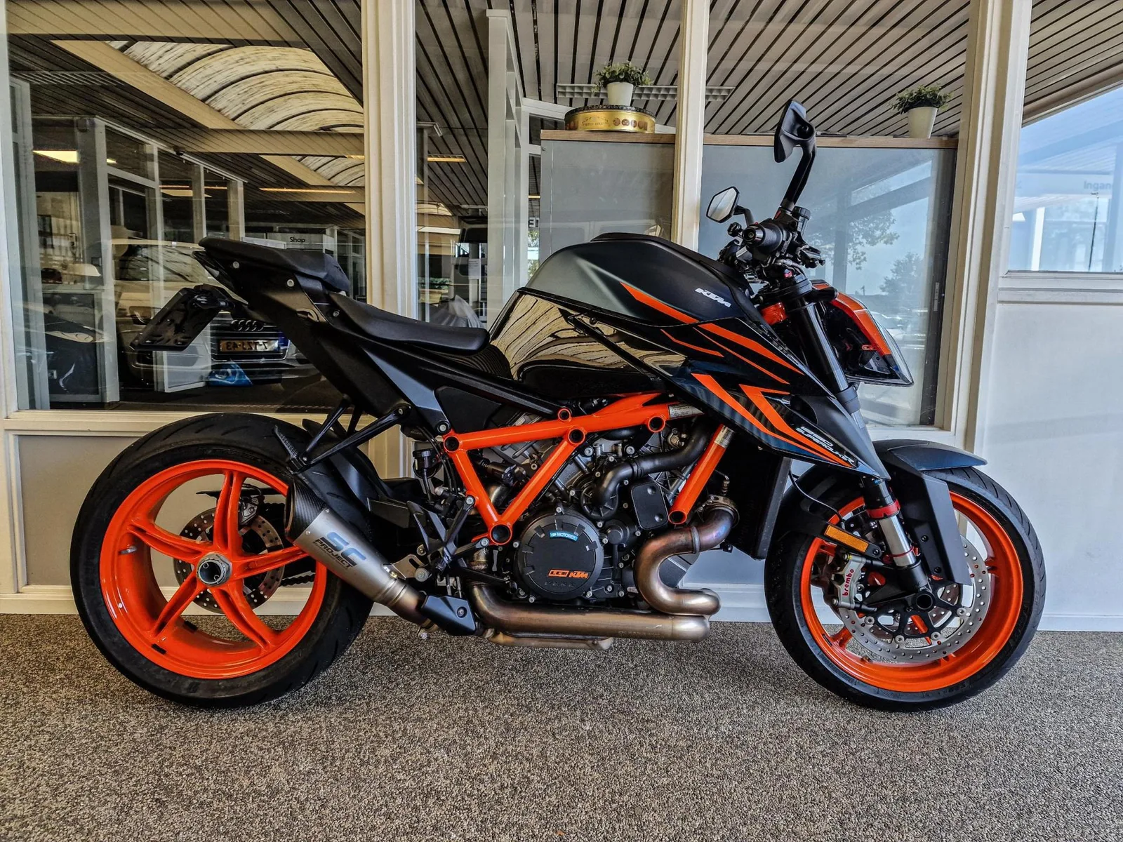 KTM Super Duke 1290 (2023) — foto 1