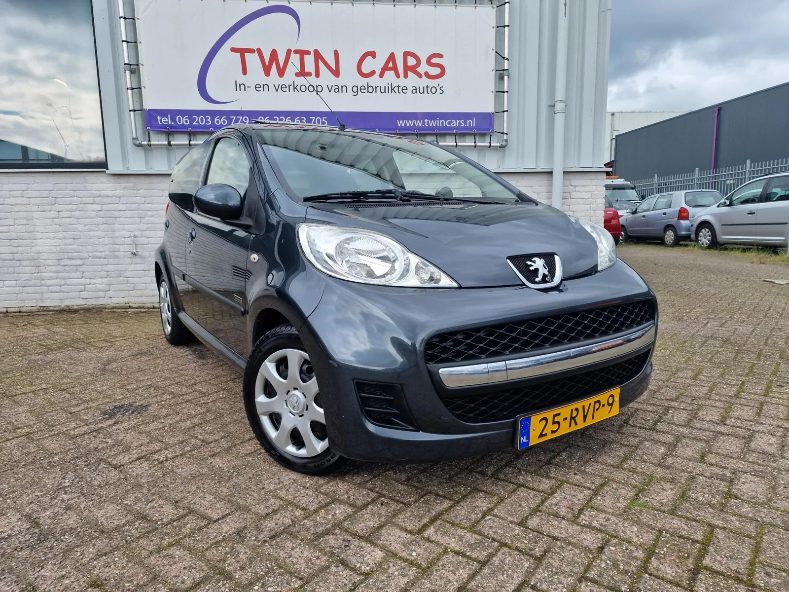 Peugeot 107 (2011) — foto 1