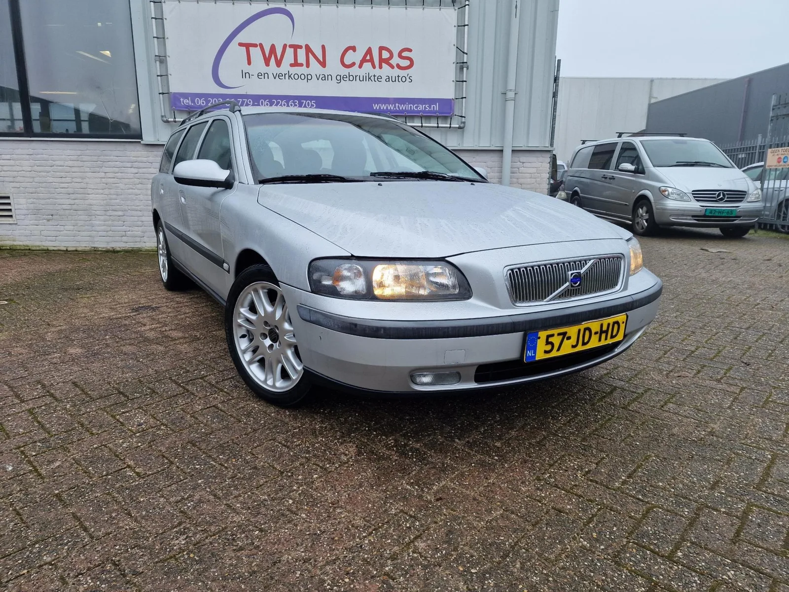 Volvo V70 (2001) — foto 1