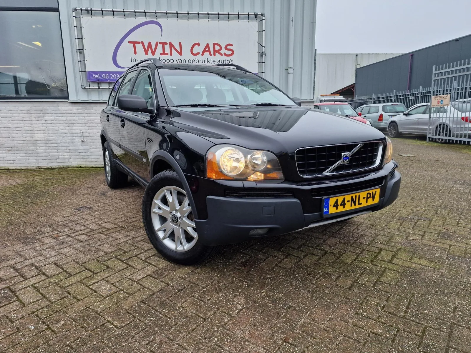 Volvo XC90 (2003) — foto 1