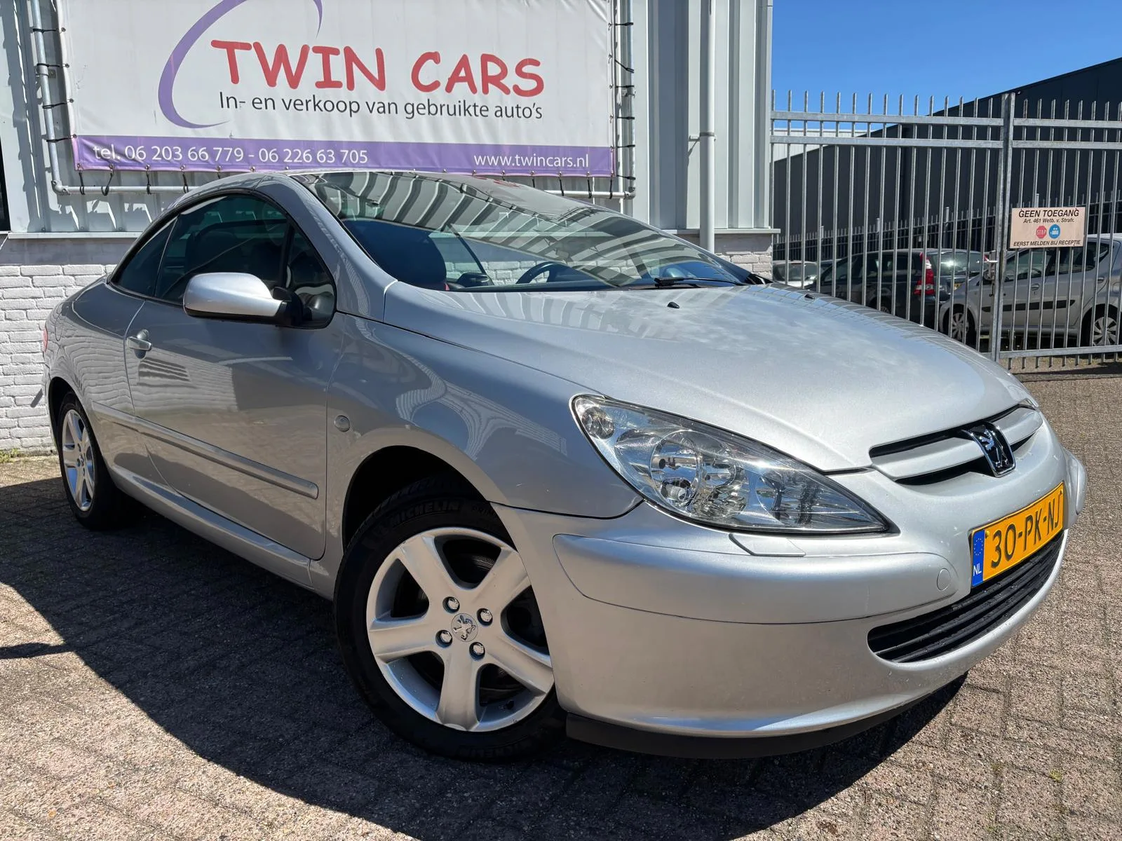Peugeot 307 CC (2004) — foto 1
