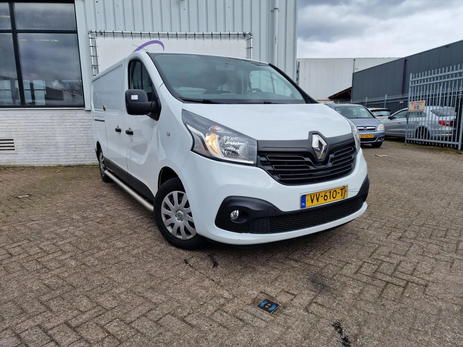 Renault Trafic (2016) — foto 1