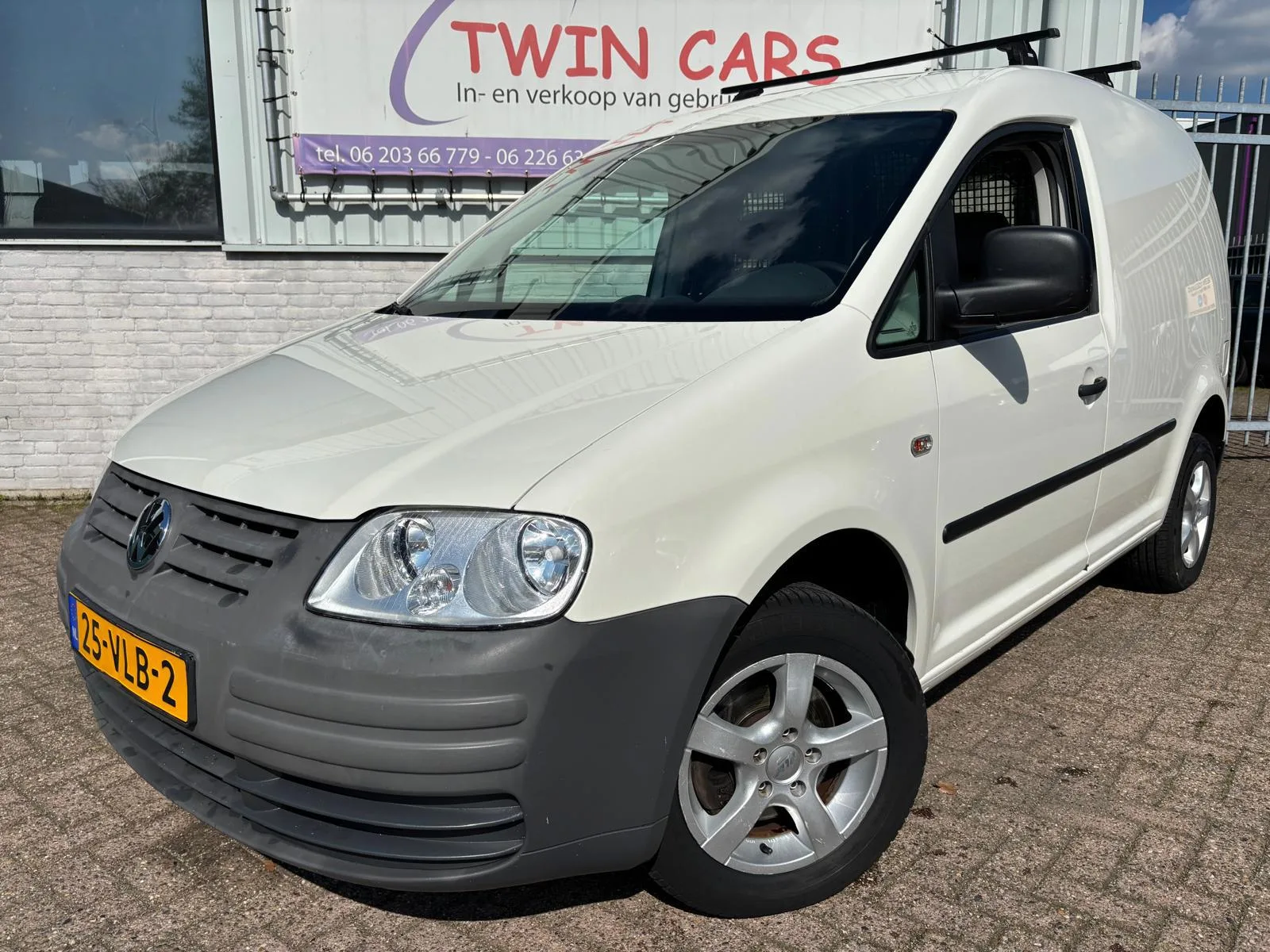 Volkswagen Caddy (2007) — foto 1