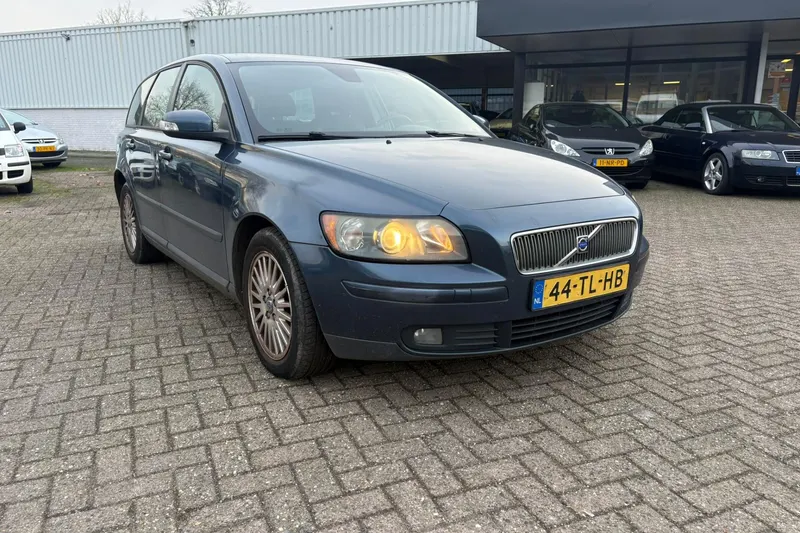 Volvo V50 (2006)
