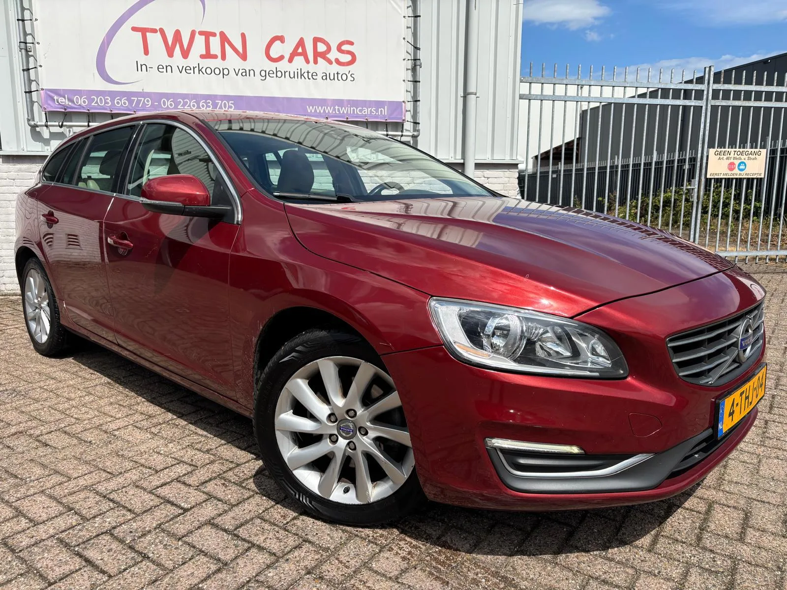 Volvo V60 (2014) — foto 1