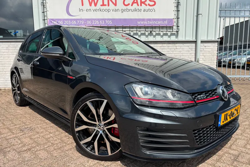 Volkswagen Golf (2013)