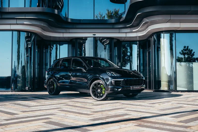 Porsche Cayenne (2015)