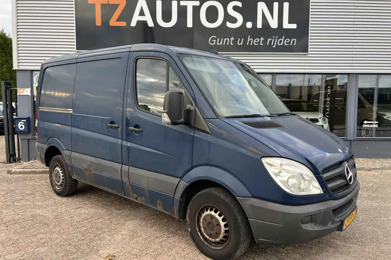 Mercedes-Benz Sprinter (2009)