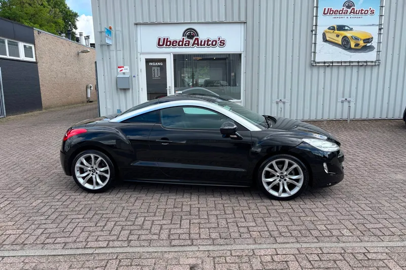 Peugeot RCZ (2011)