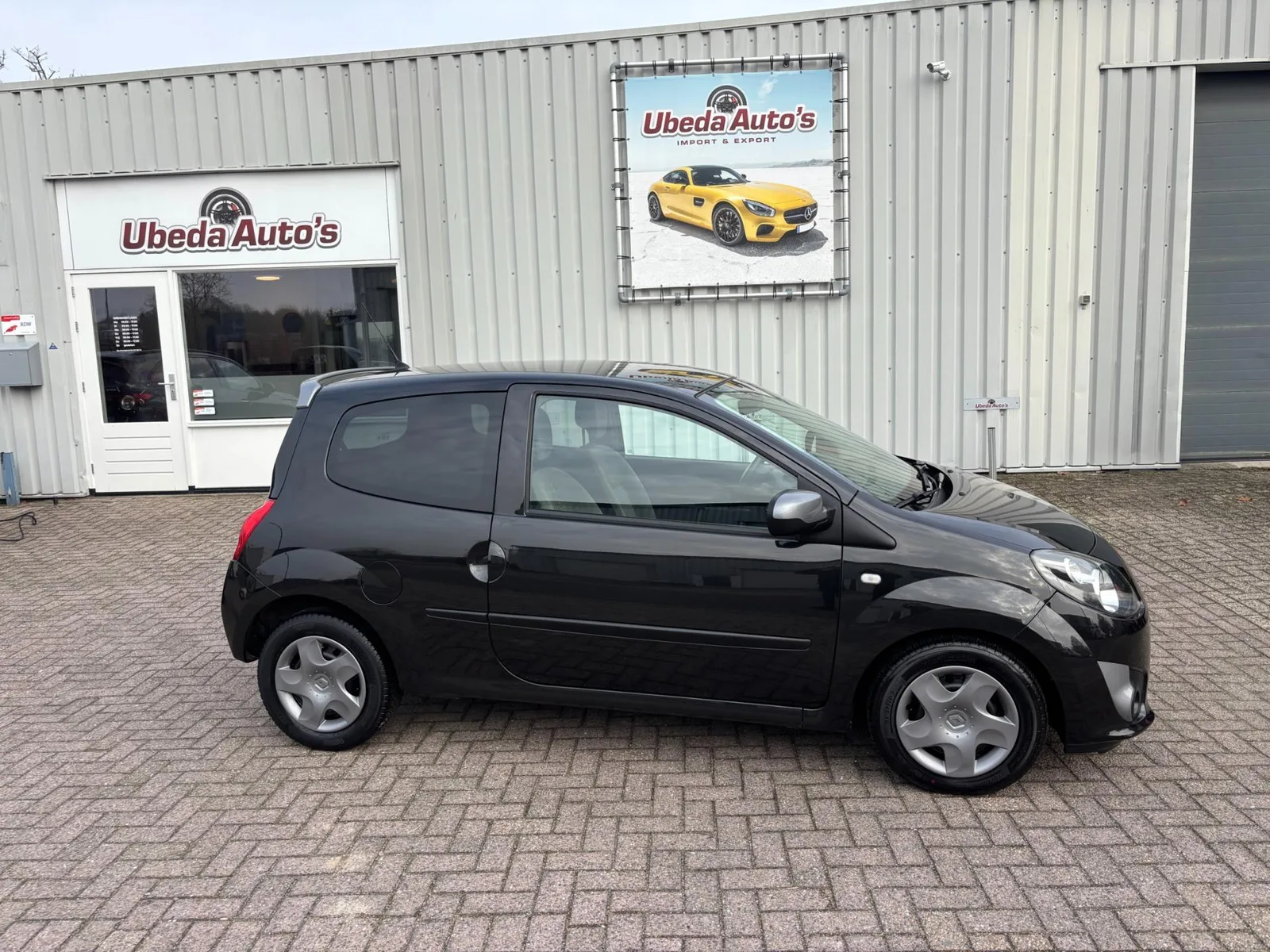 Renault Twingo (2011) — foto 1
