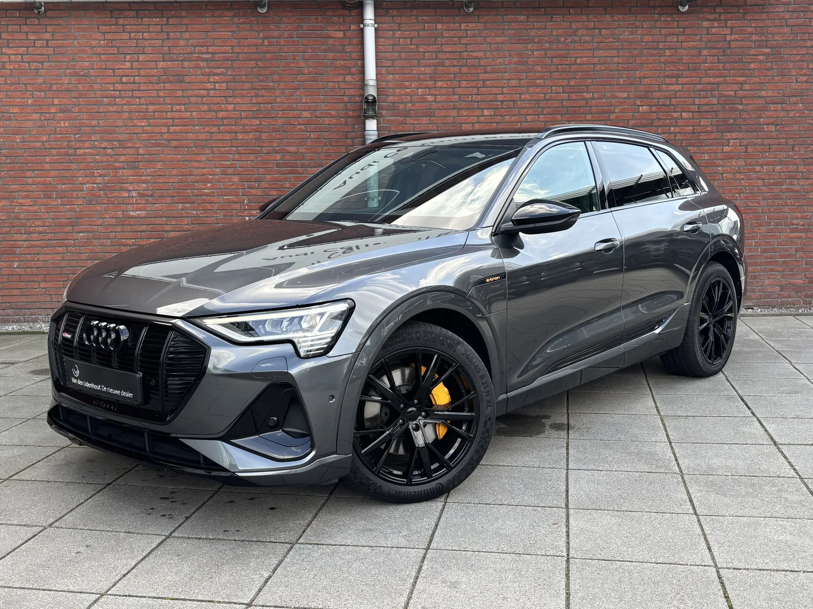 Audi e-tron (2022) — foto 1