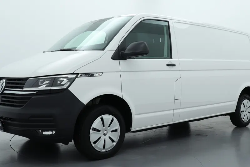 Volkswagen Transporter (2023)