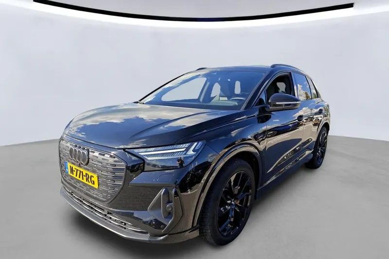 Audi Q4 e-tron (2021)