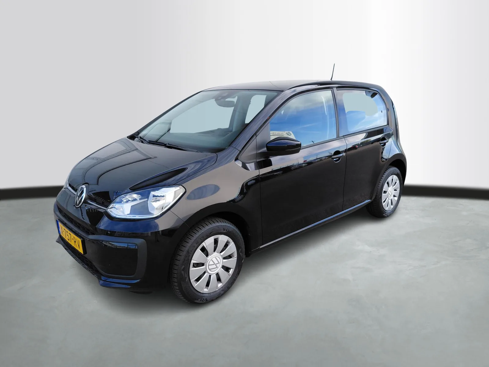 Volkswagen Up! (2024) — foto 1