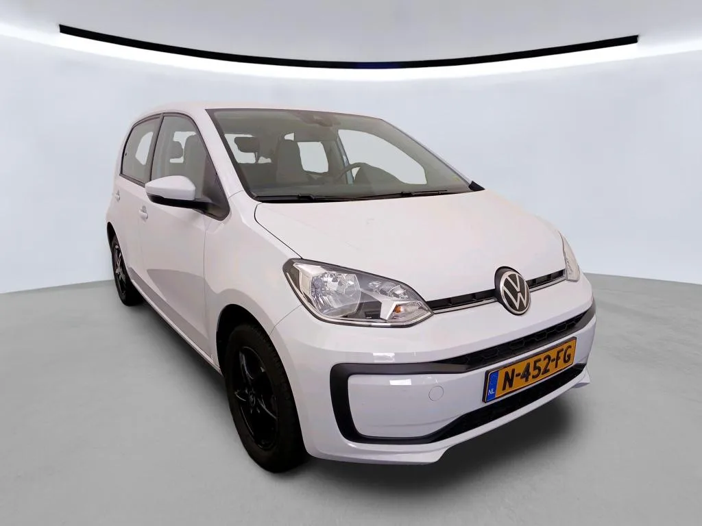 Volkswagen Up! (2021) — foto 1