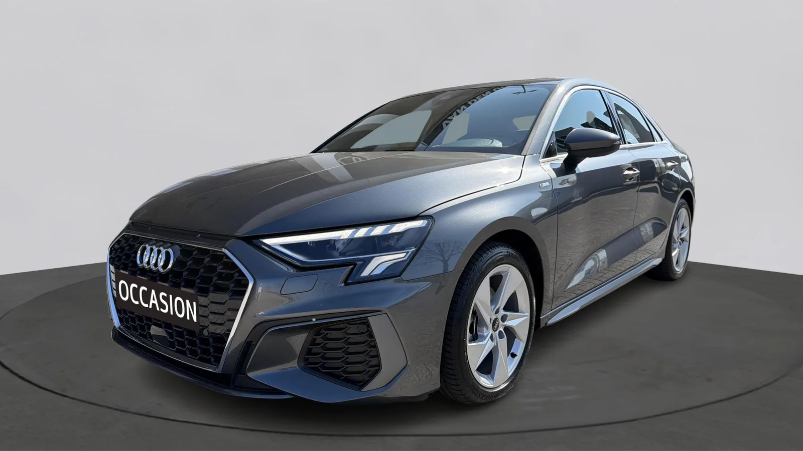 Audi A3 (2024) — foto 1