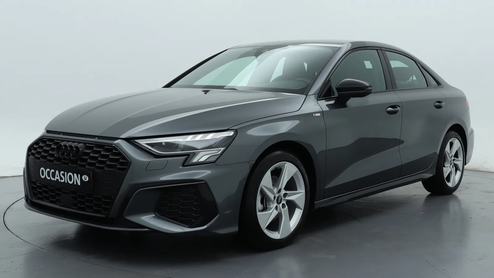 Audi A3 (2023) — foto 1