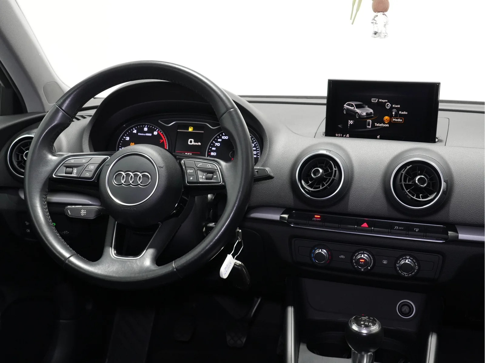 Audi A3 (2017) — foto 1