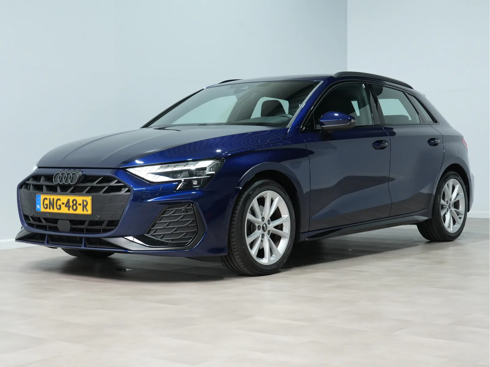 Audi A3 (2024) — foto 1