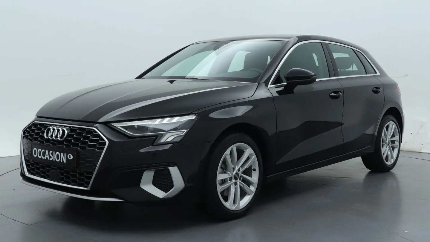 Audi A3 (2023) — foto 1
