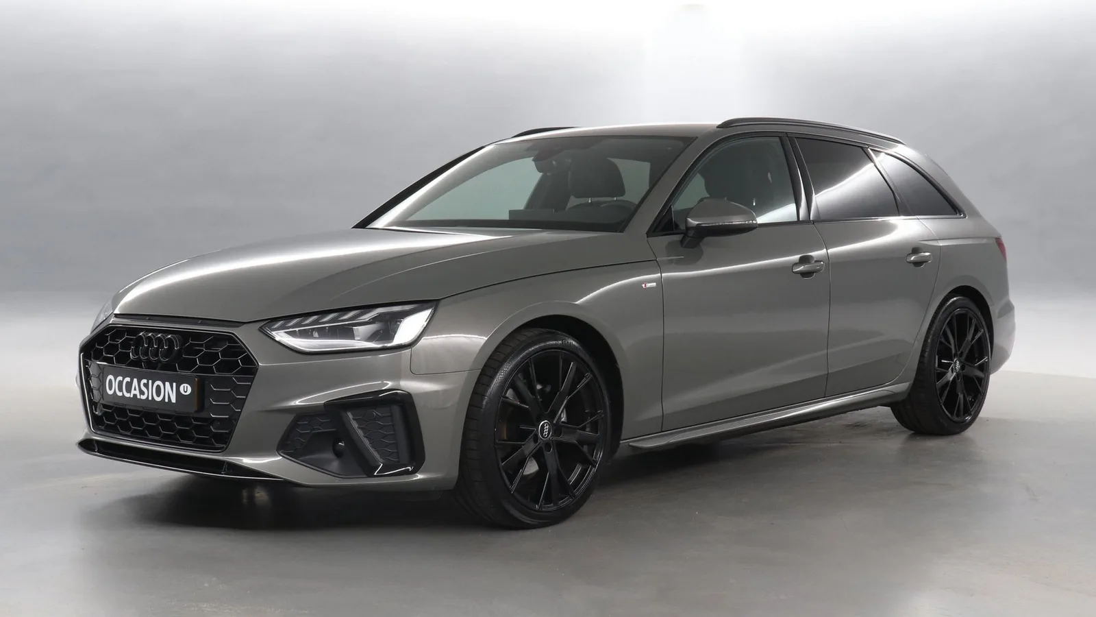 Audi A4 (2024) — foto 1