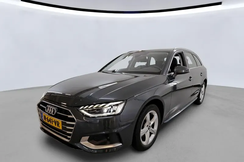 Audi A4 (2022)