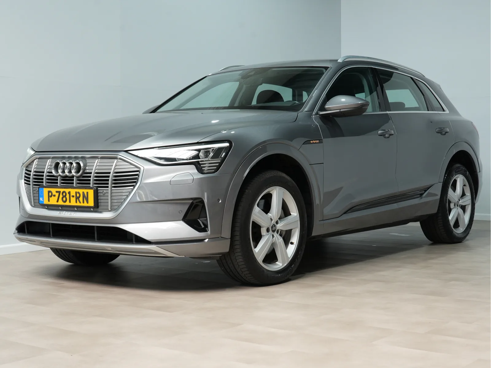 Audi e-tron (2022) — foto 1