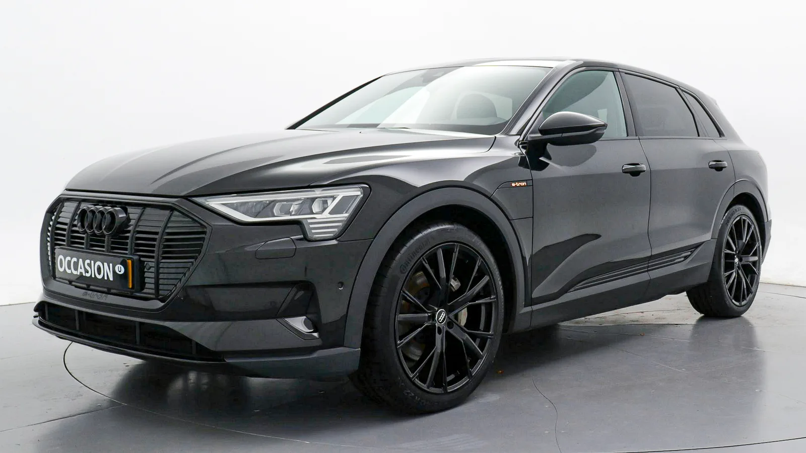 Audi e-tron (2019) — foto 1