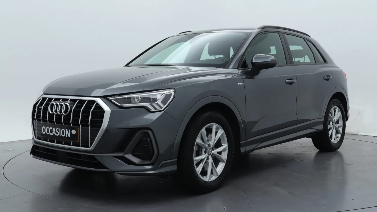 Audi Q3 (2019) — foto 1