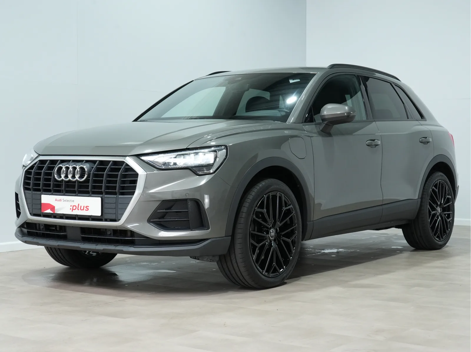 Audi Q3 (2022) — foto 1