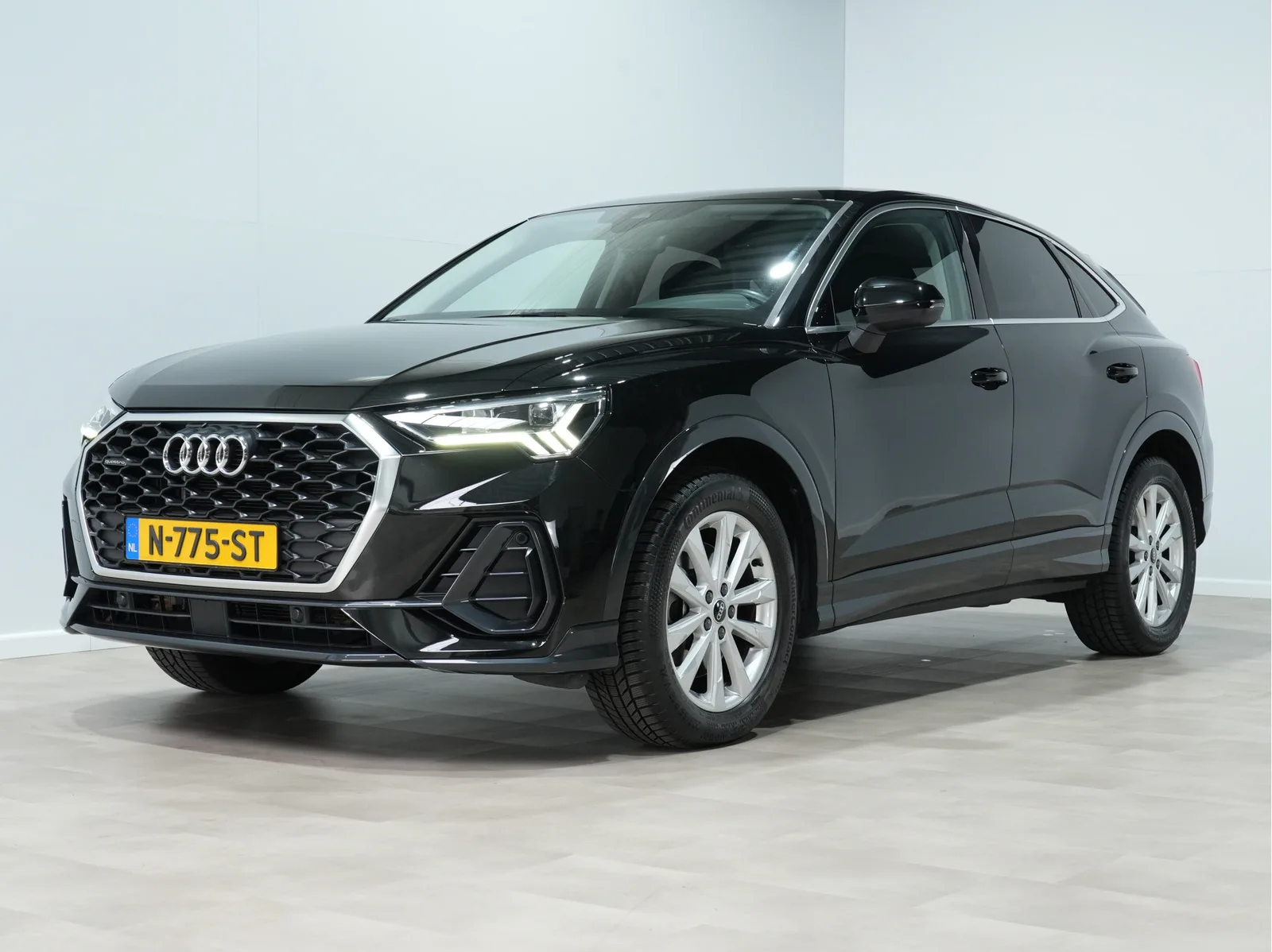 Audi Q3 (2022) — foto 1