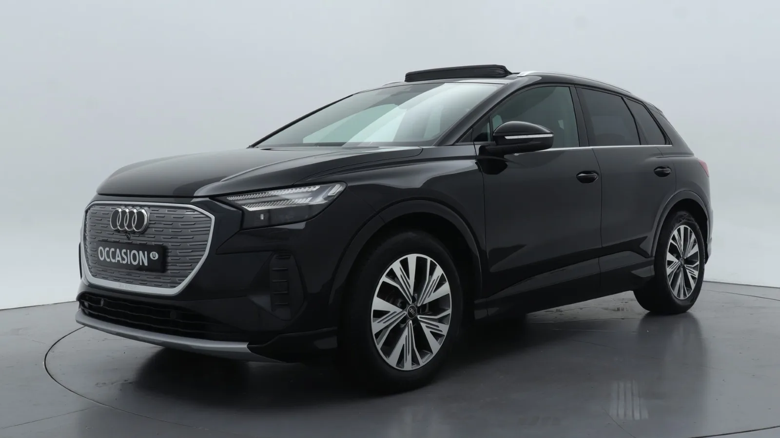 Audi Q4 e-tron (2021) — foto 1