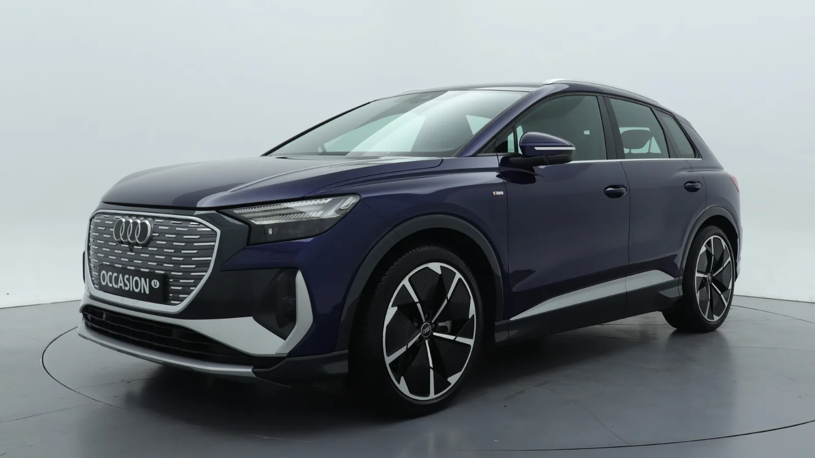 Audi Q4 e-tron (2021) — foto 1