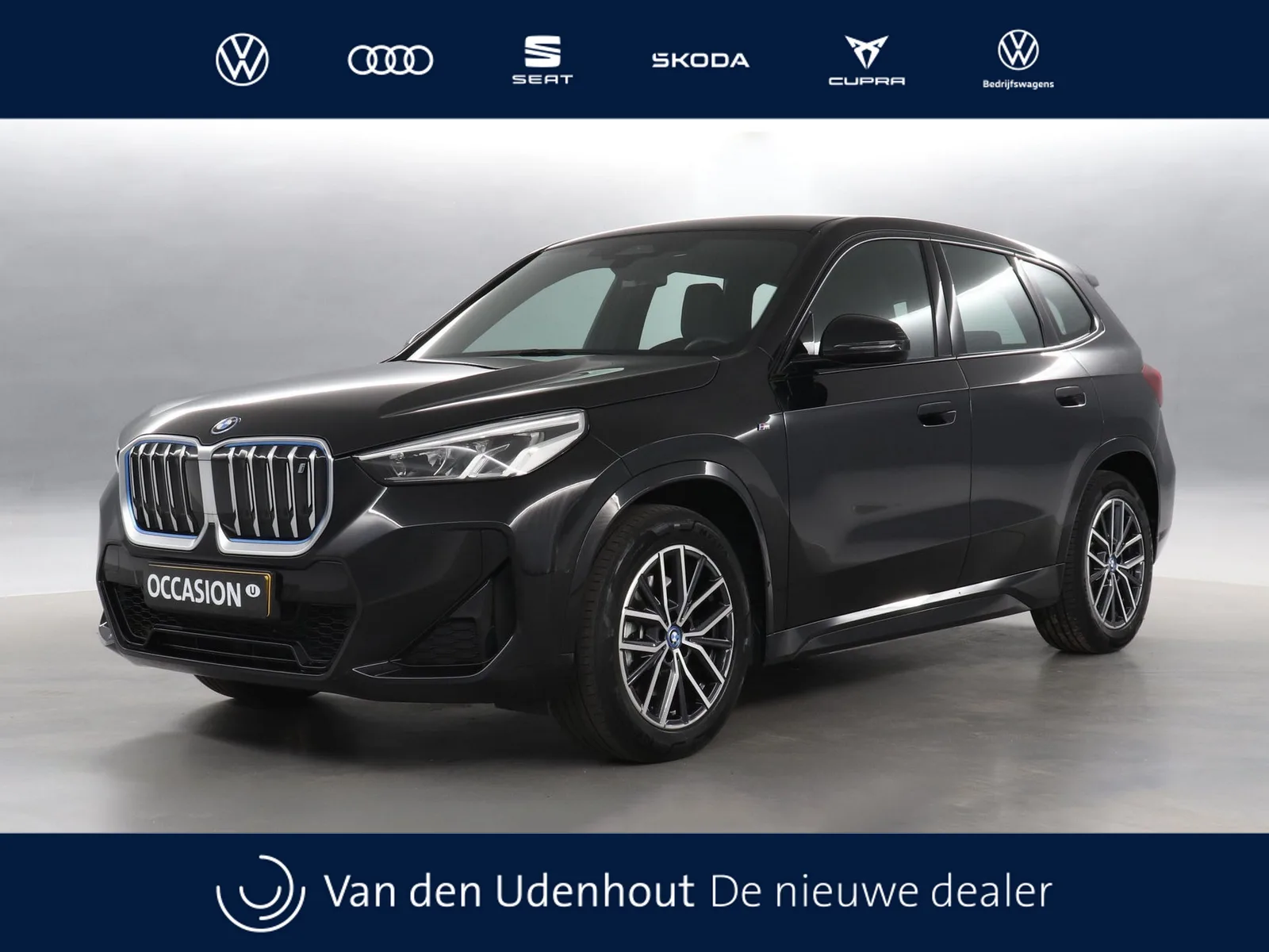 BMW iX1 (2023) — foto 1