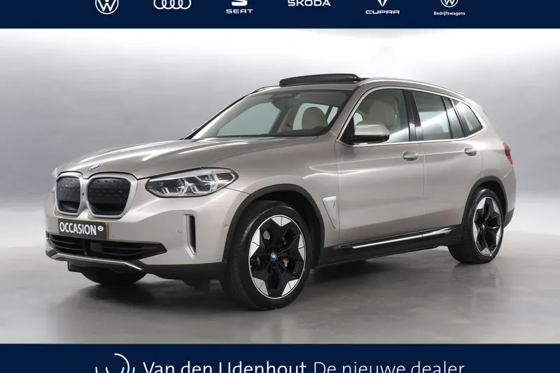 BMW iX3 (2021)