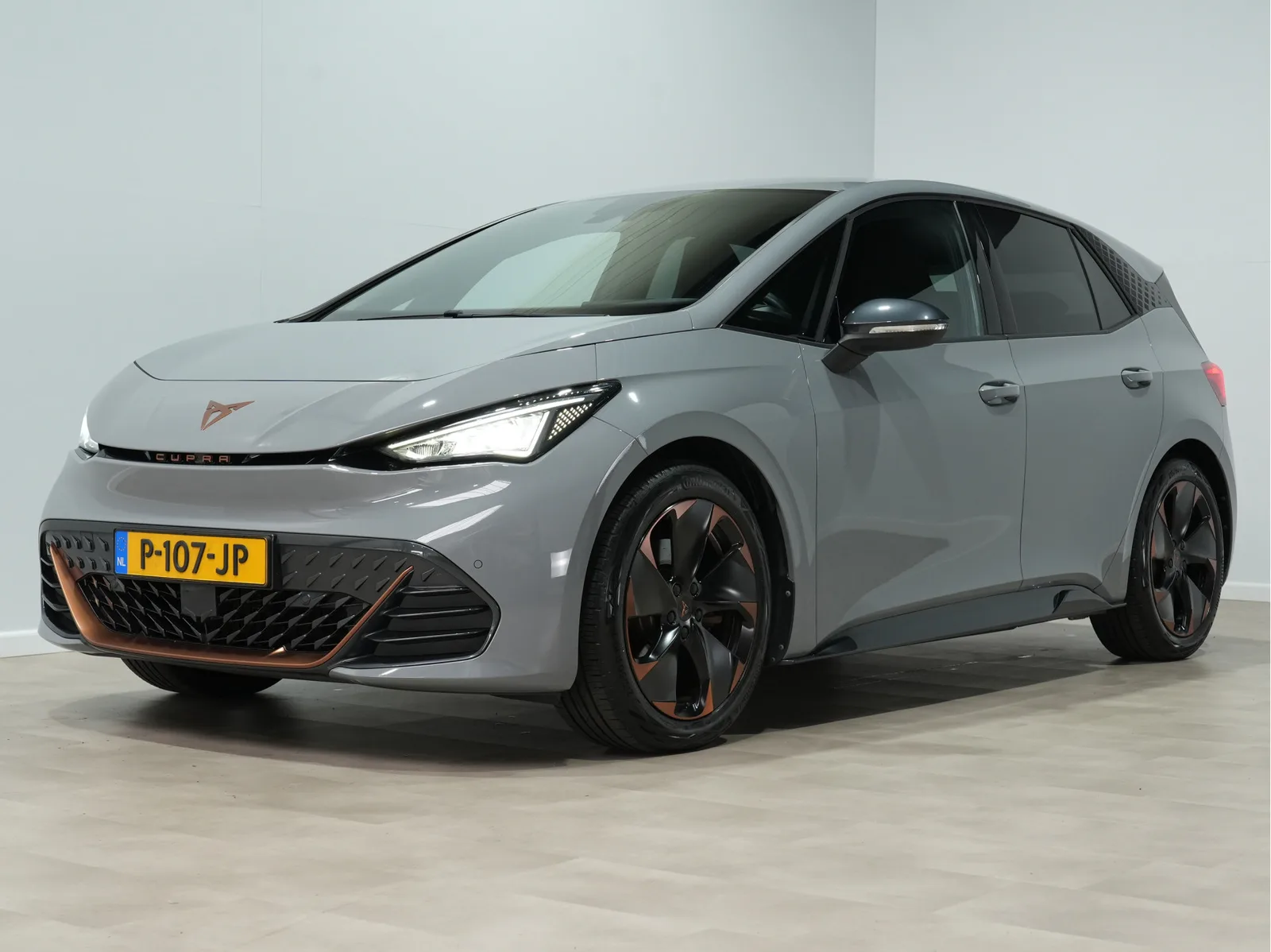 CUPRA Born (2022) — foto 1