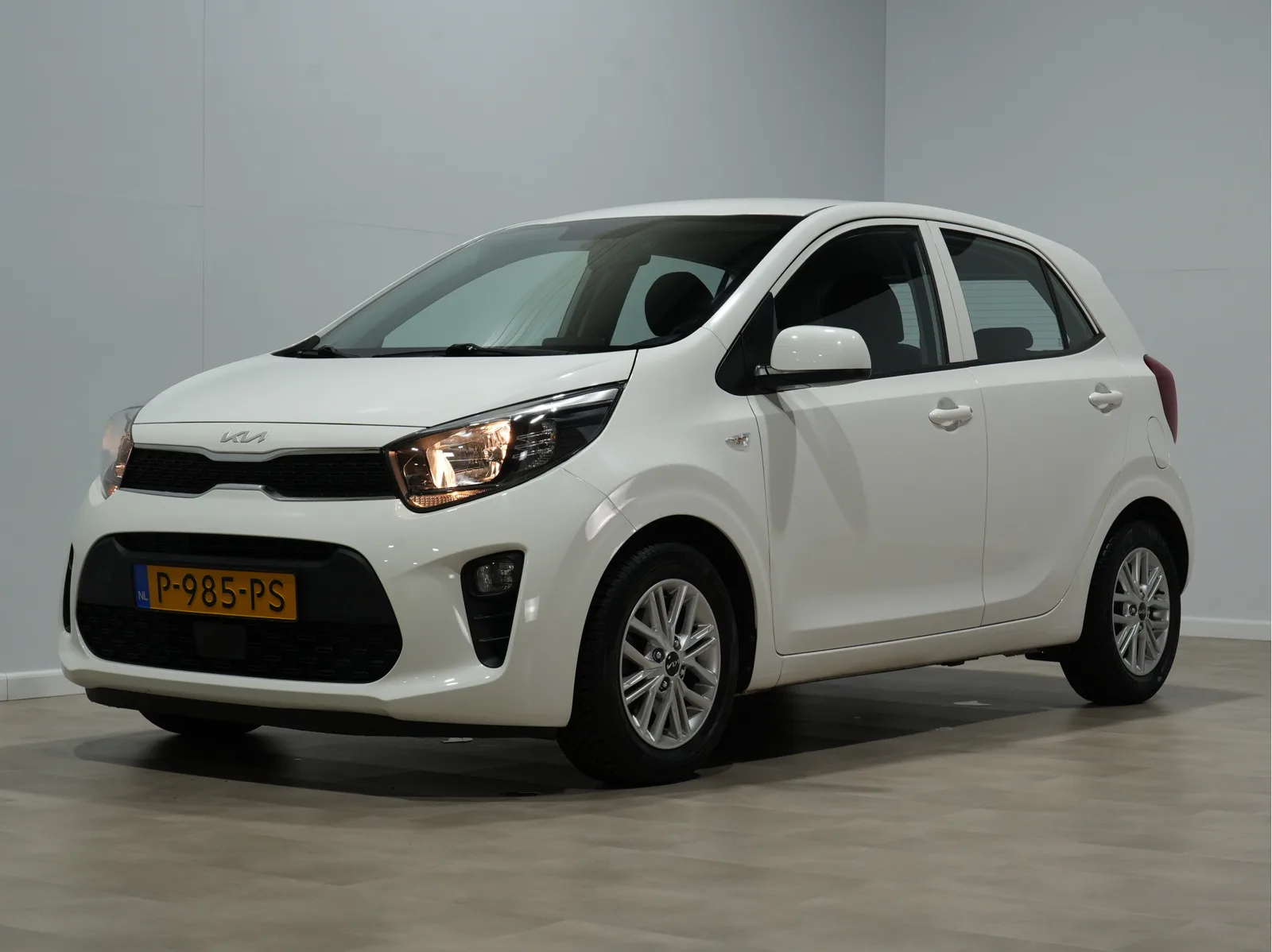 Kia Picanto (2022) — foto 1