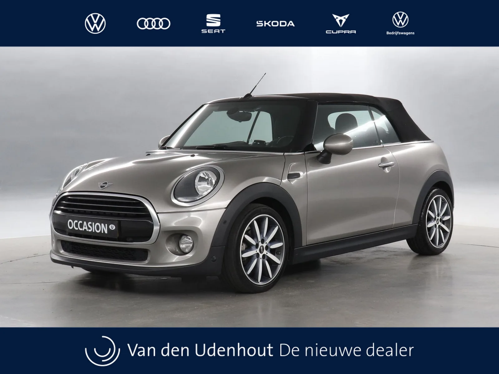 MINI Cabrio (2019) — foto 1